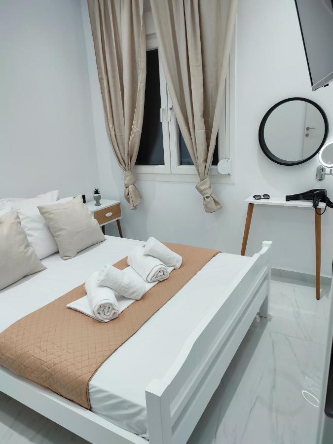 Alexander Luxury Apartments & Studios Метаморфоси Экстерьер фото